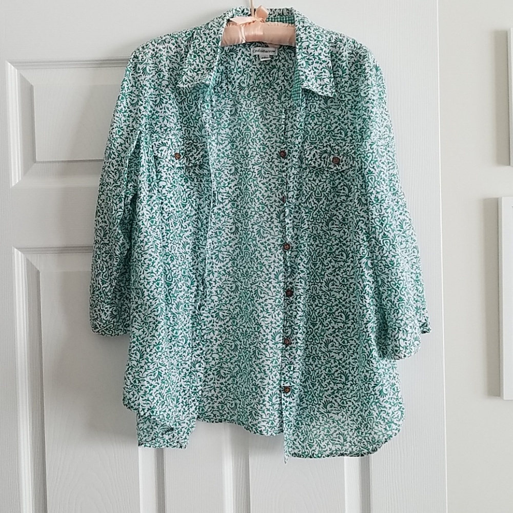 CUTE Croft and Barrow green and white shirt
